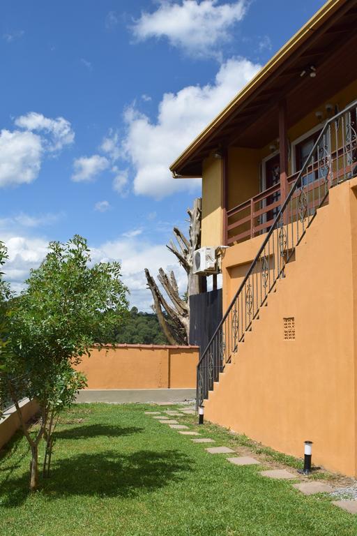 Residencial Dom Celeste Canela Buitenkant foto